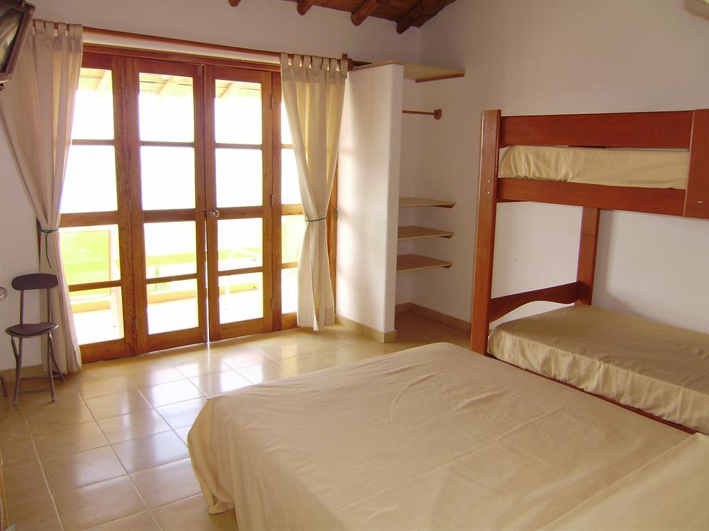 El Gran Velero Hotel Los Organos Room photo